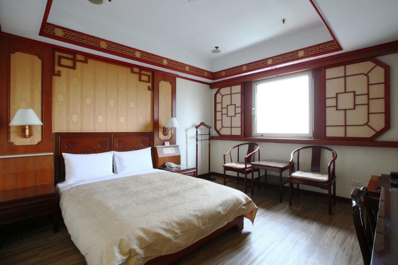 Hua Du Hotel Keelung Exterior photo
