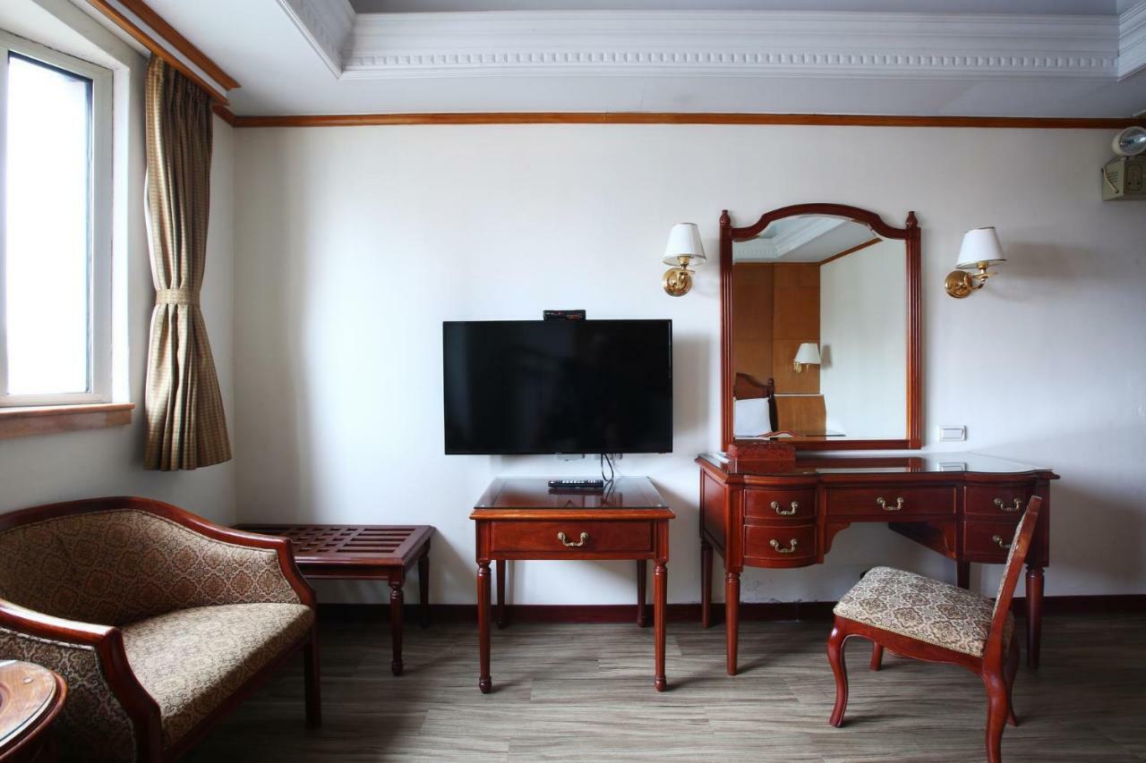 Hua Du Hotel Keelung Exterior photo