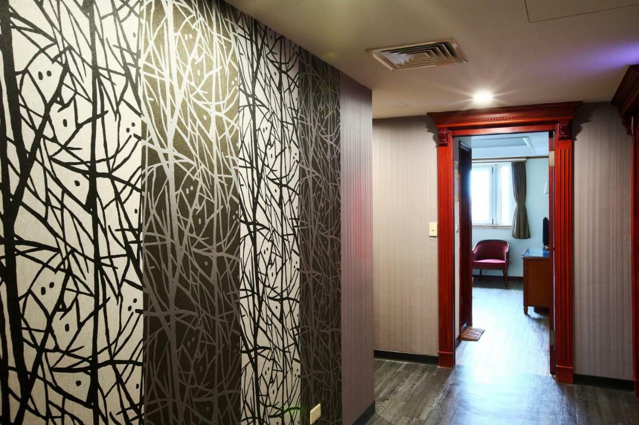 Hua Du Hotel Keelung Exterior photo