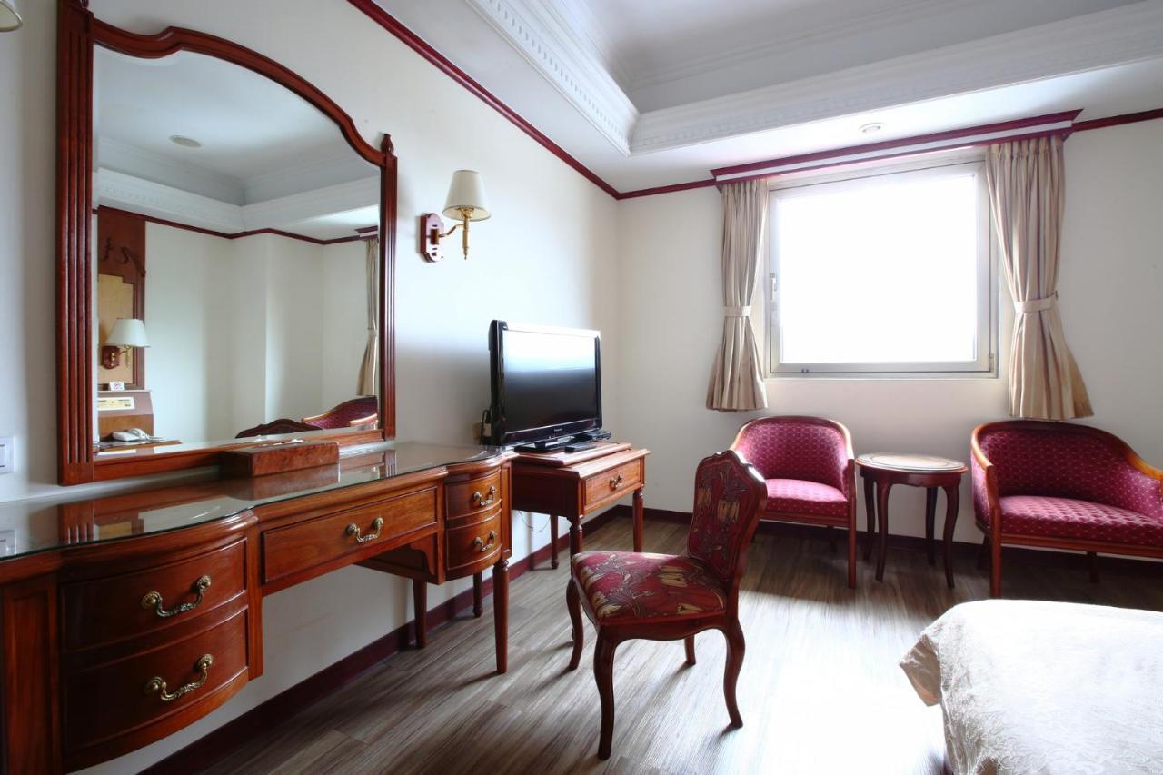 Hua Du Hotel Keelung Exterior photo