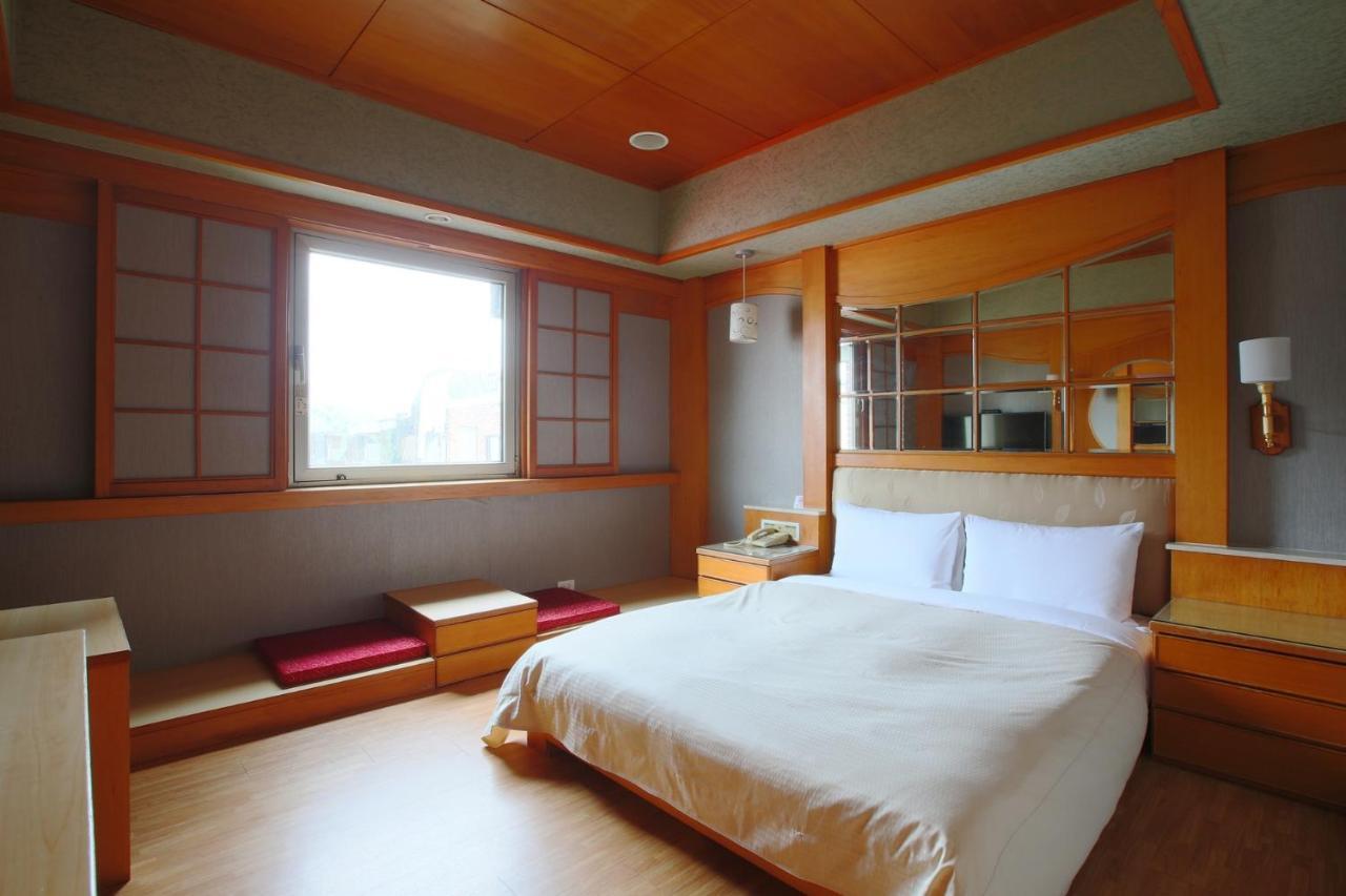 Hua Du Hotel Keelung Exterior photo